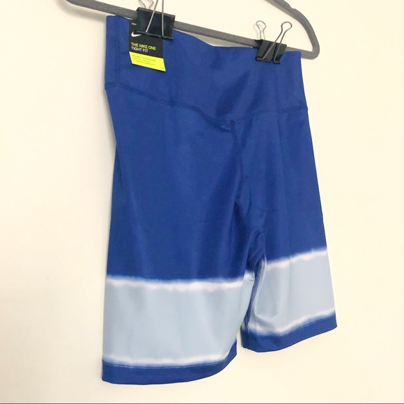 Nike One Dri-fit Mid-Rise Royal Blue Biker Shorts - Picture 8 of 12